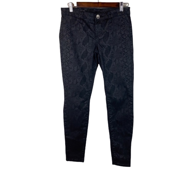 Kut from the Kluth Jennifer Ultra Skinny Black Snake Skin Print - Picture 2 of 6